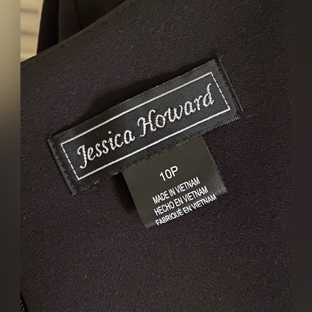 Jessica Howard black shift dress wide bell sleeve studs - Picture 6 of 17